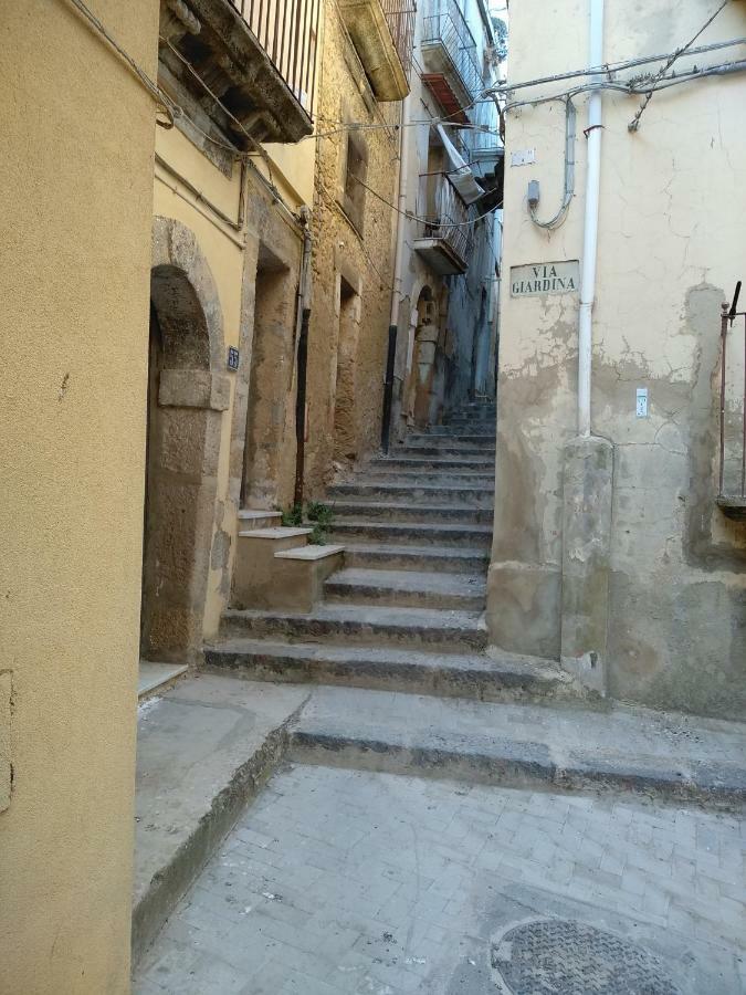 Appartamento La Casa di Bianca Caltagirone Esterno foto